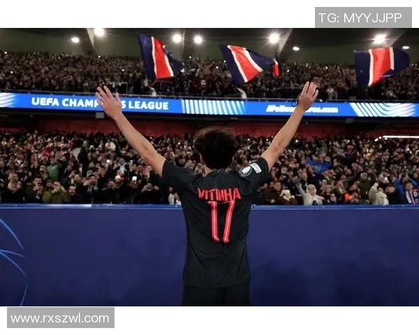 中超热刺与巴黎圣日耳曼激战成和帽子戏法引发全场热烈反响