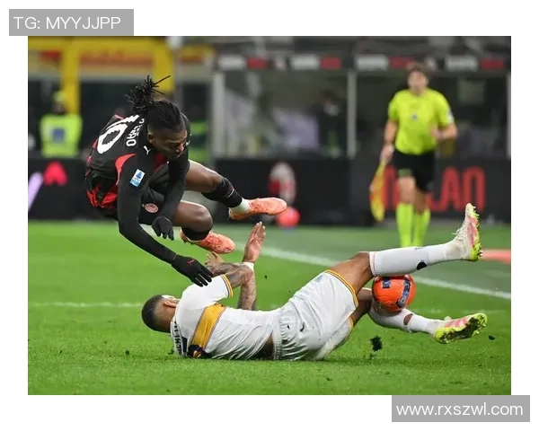 意甲激战AC米兰狂胜曼联4-0绝杀时刻点燃全场激情